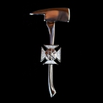 axe_kilt_pin_2